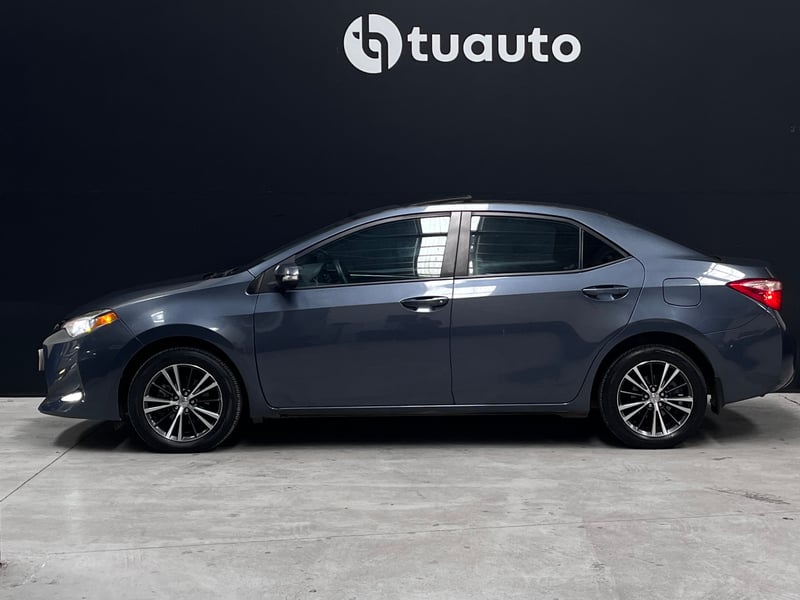 Toyota COROLLA 1.8 CVT LE 2018 - Imagen 6 de 18