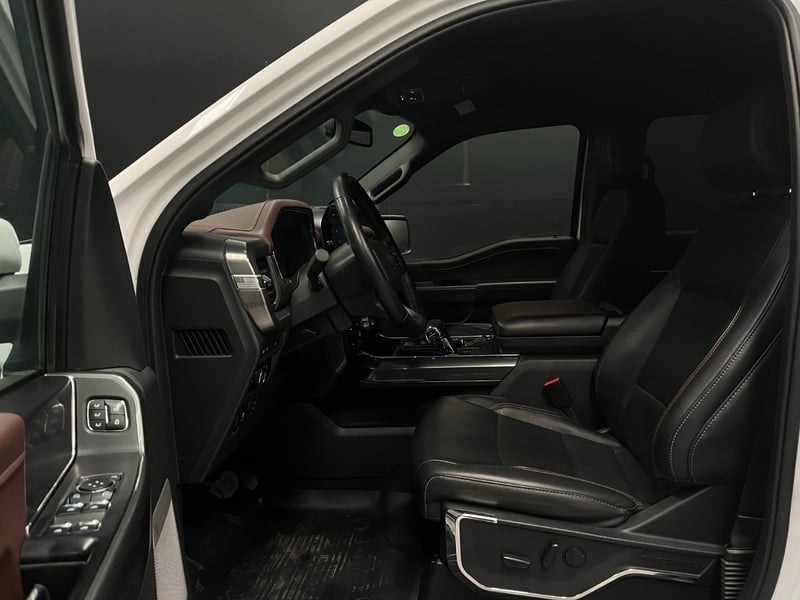 Ford F-150 LARIAT SPORT 4X4 5.0L AUT 2024 - Imagen 10 de 19