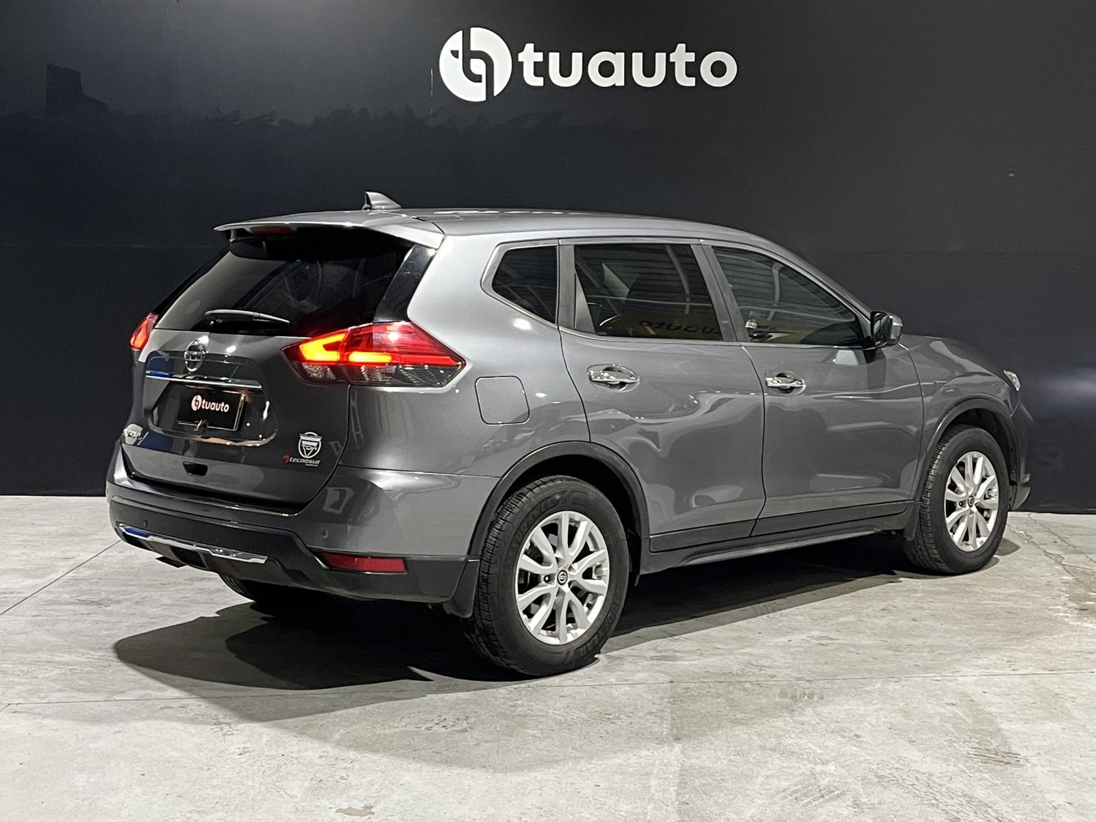 Nissan X-TRAIL SENSE 2.5 CVT 3ROW 2019 - Foto 4 de 19
