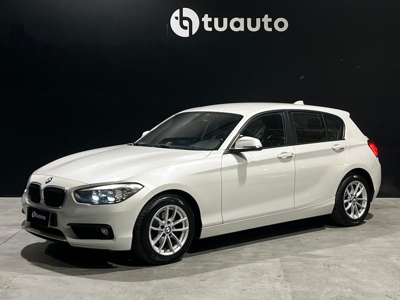 BMW 118 I LCI 1.5 AUT 2017 - Imagen 8 de 19