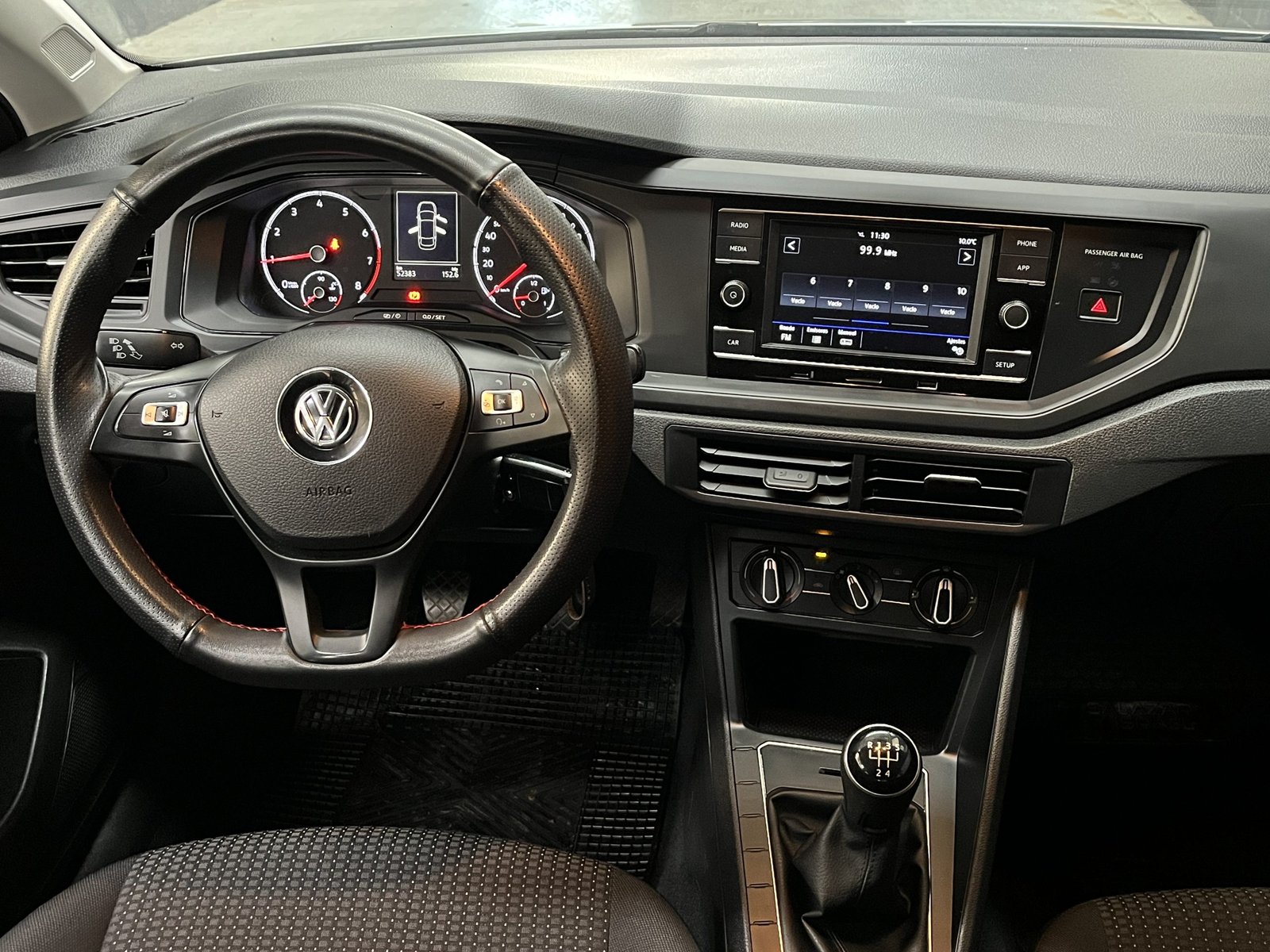 VOLKSWAGEN VIRTUS 1.6 TRENDLINE MT 2023 - Imagen 11 de 20