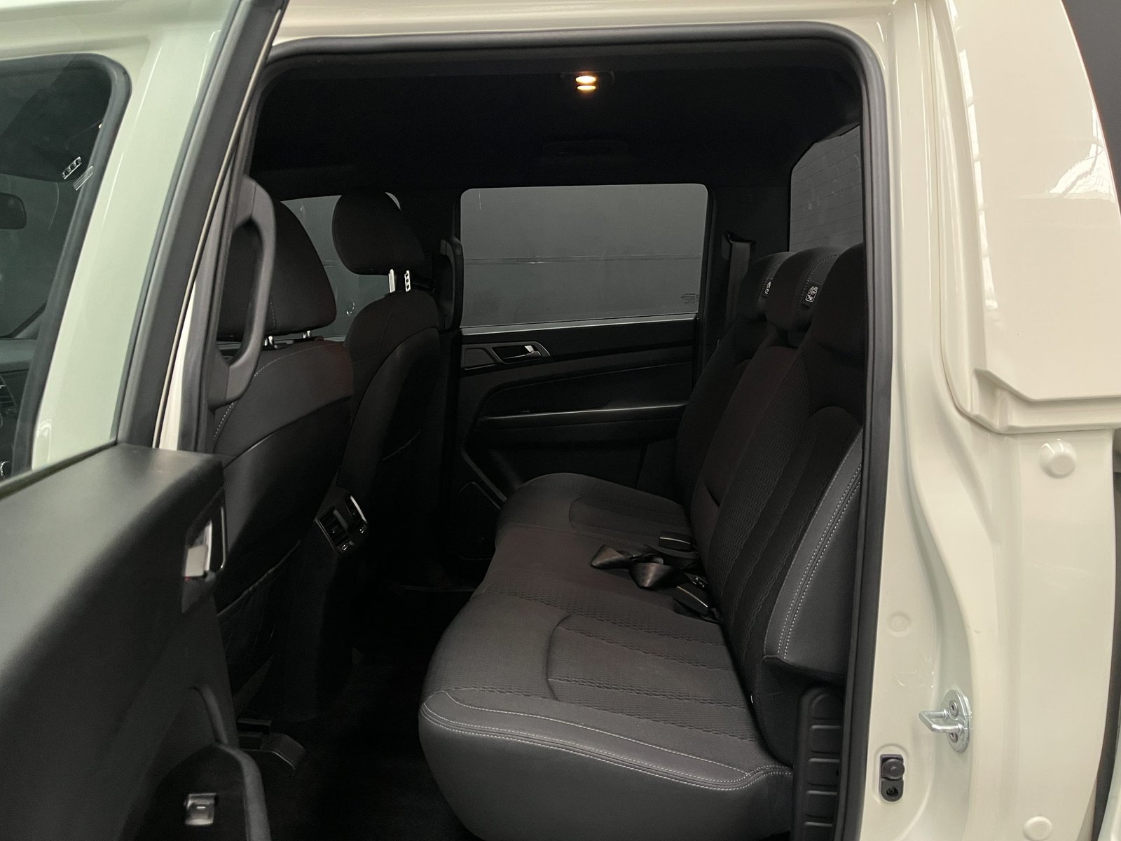 SsangYong MUSSO GRAND 4X4 2.2 2024 - Imagen 13 de 14