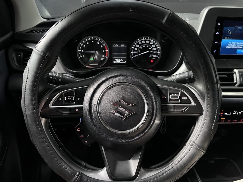 Suzuki BALENO GLS HB 1.5 2023 - Imagen 12 de 17