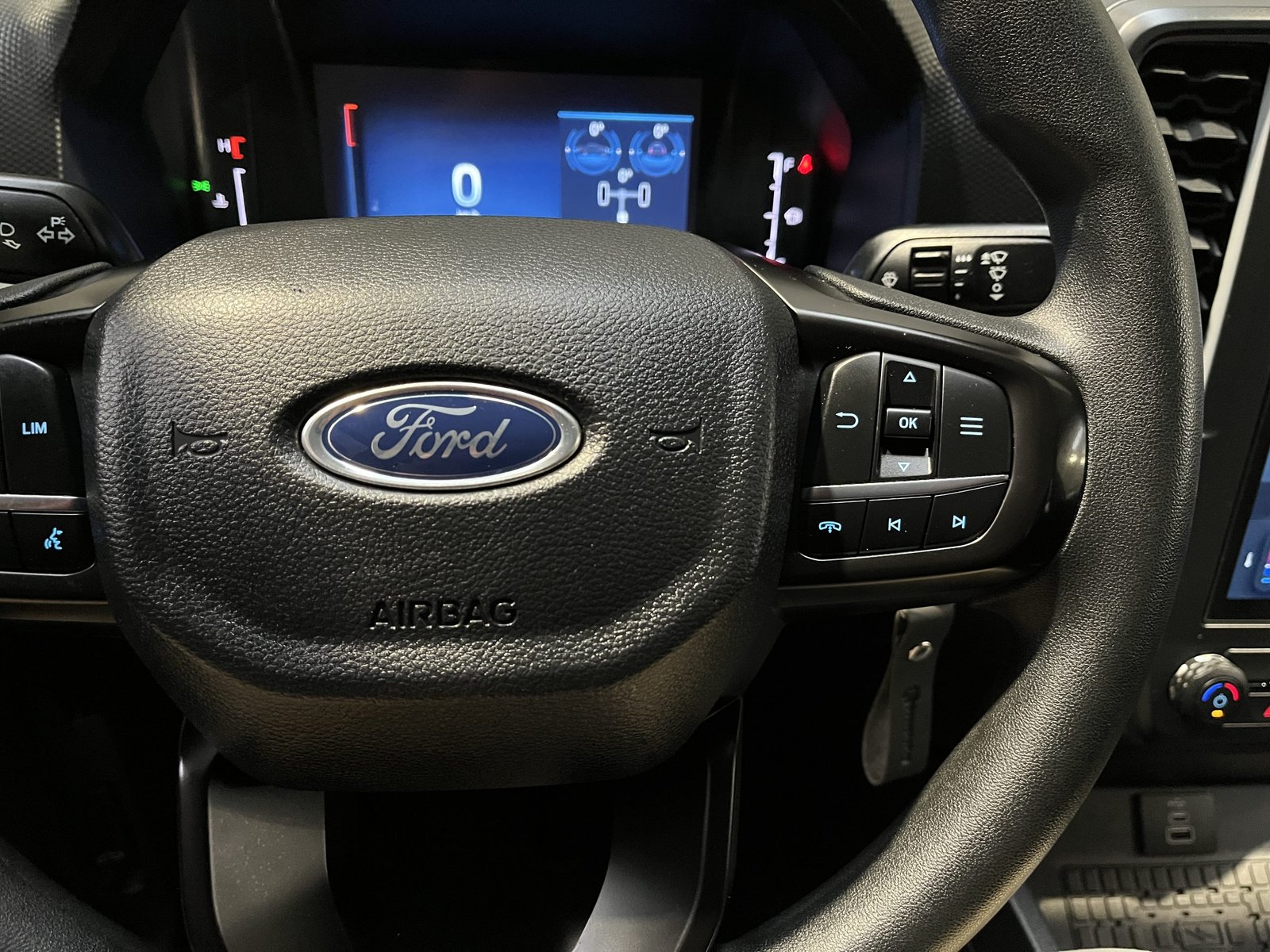 Ford RANGER XLS TM 4X4 2.0 2024 - Imagen 16 de 19