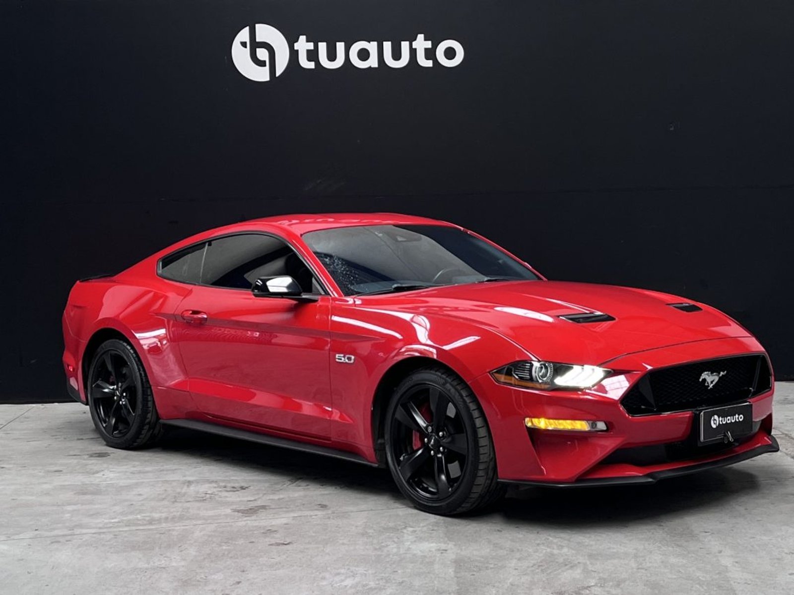 Ford MUSTANG COUPE GT 5.0 AT 2019 - Foto 2 de 17