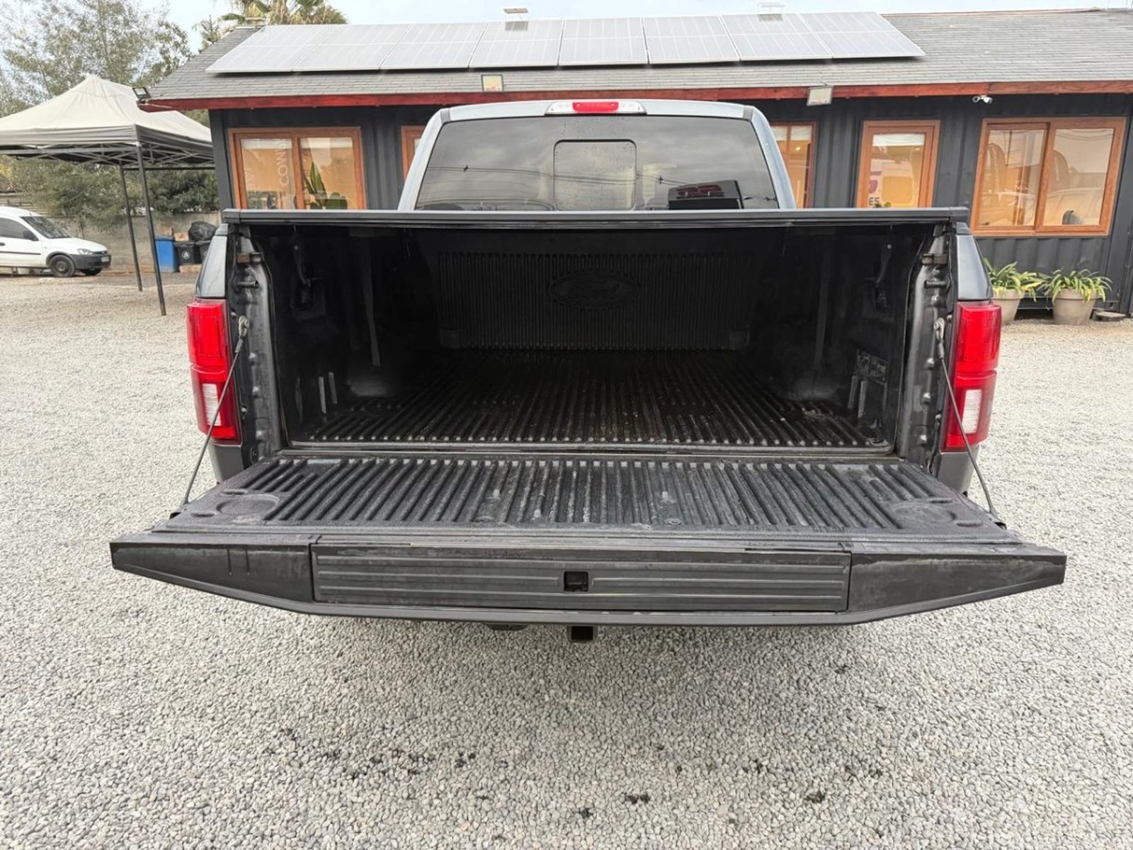 FORD F-150 PLATINUM 3.5 4X4 AT Ford F-150 2018 - Imagen 9 de 10