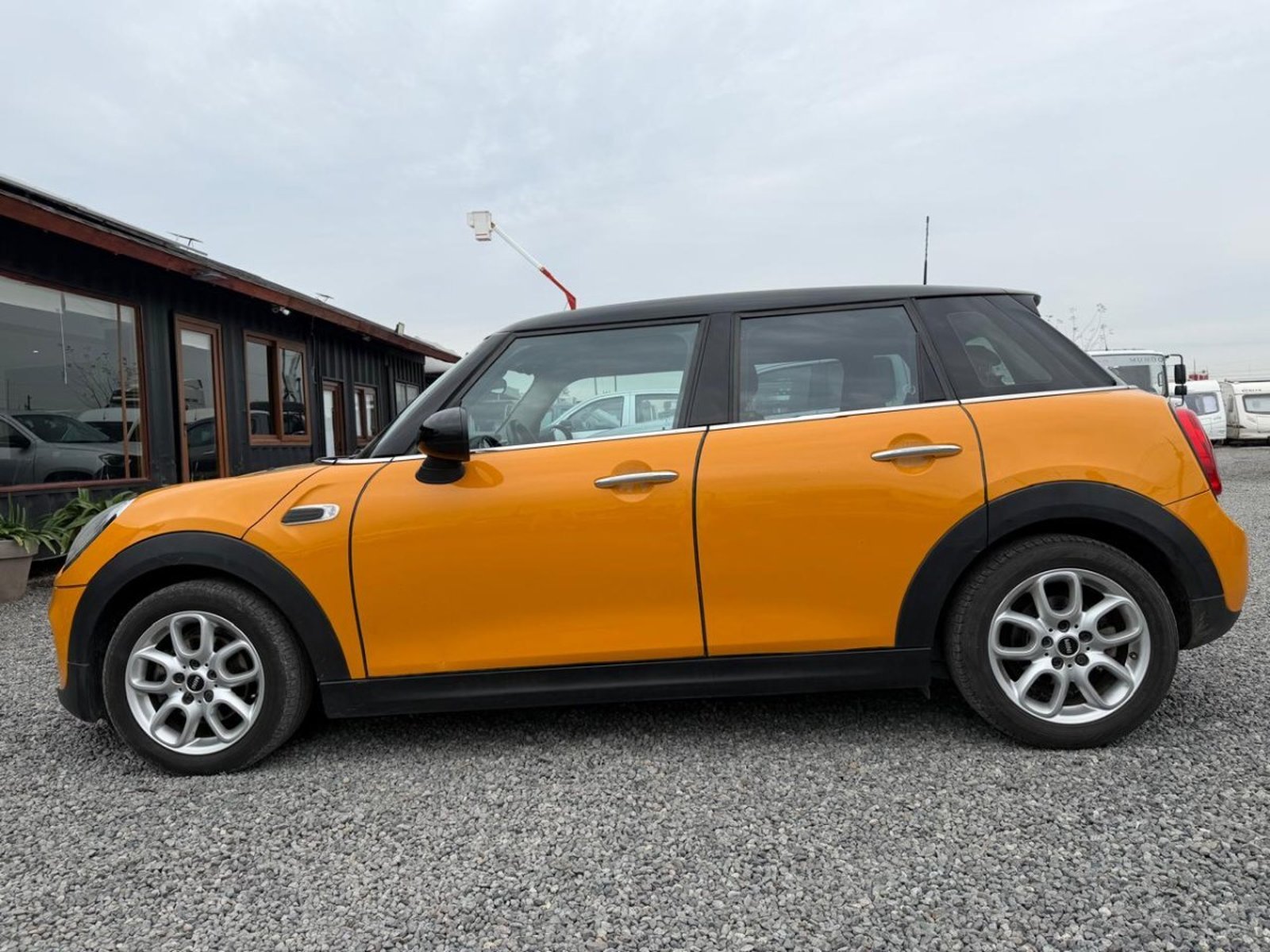 Mini COOPER F55 COOPER 1.5 6MT Mini Cooper 2015 - Imagen 10 de 10