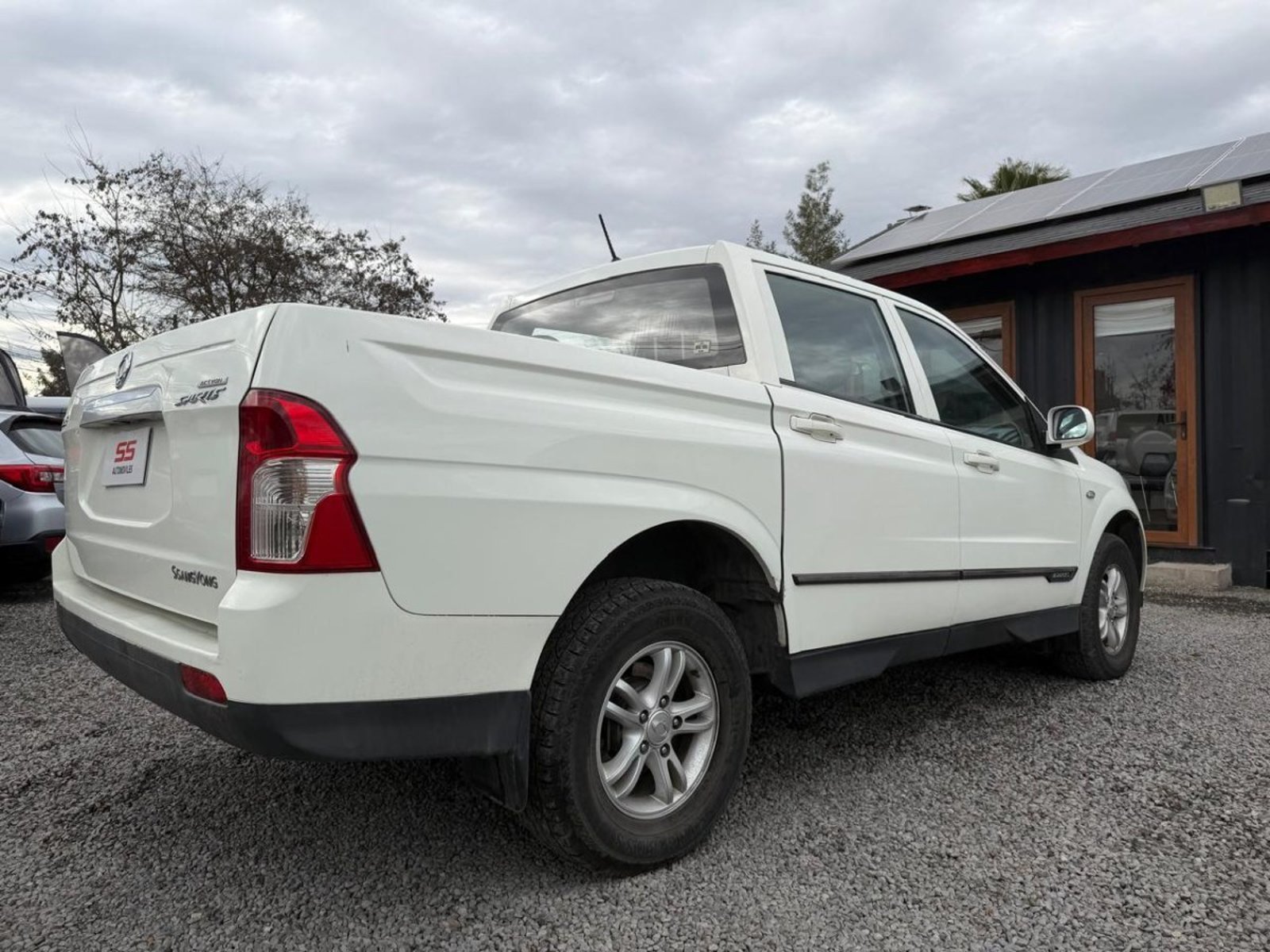SSANGYONG ACTYON SPORTS 2.0 AT 4X2 2020 - Imagen 6 de 10