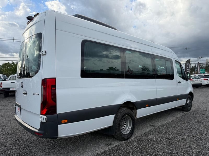 Mercedes-Benz SPRINTER 517 CDI 19+1 AT 4X Mercedes Sprinter 2024 - Imagen 6 de 10