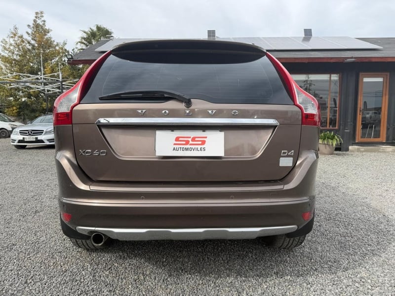 Volvo XC60 2.0 D4 4X2 AT Volvo XC 60 2014 - Imagen 7 de 10