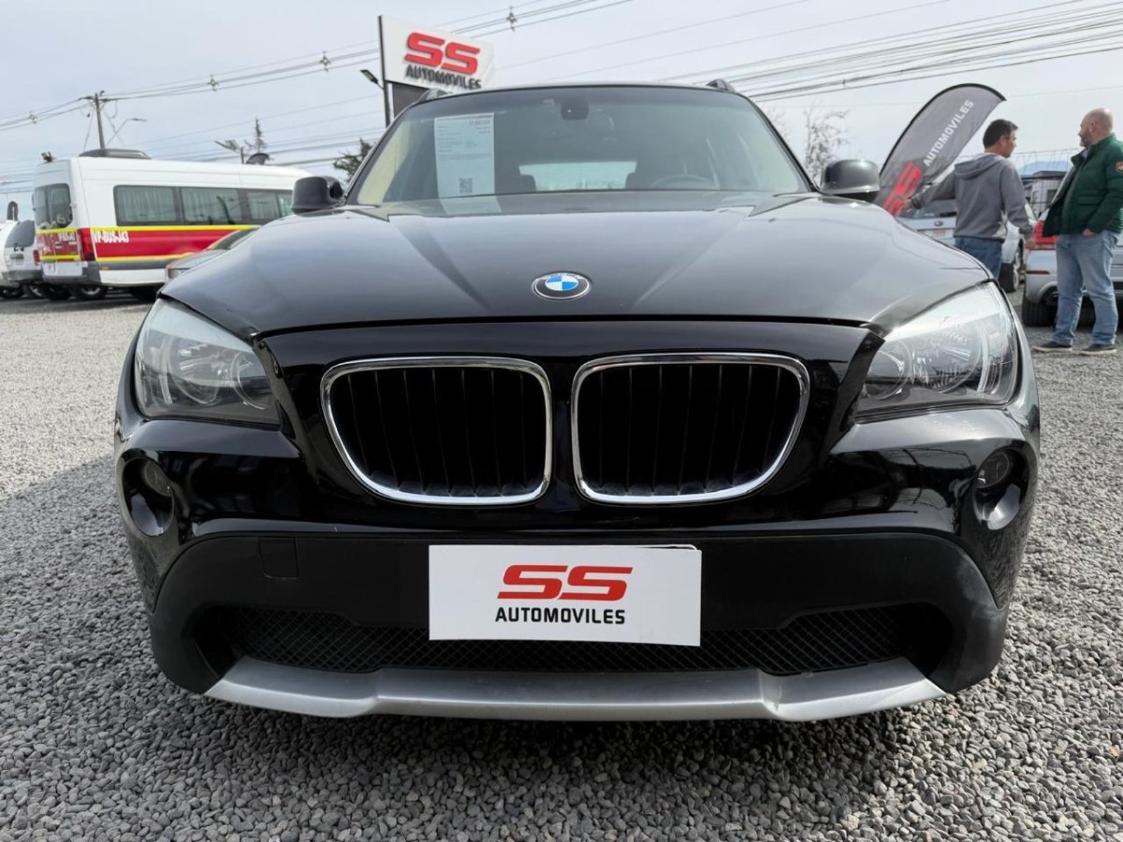 BMW X1 XDRIVE 18I STANDARD 2.0 BMW X1 2011 - Foto 2 de 10