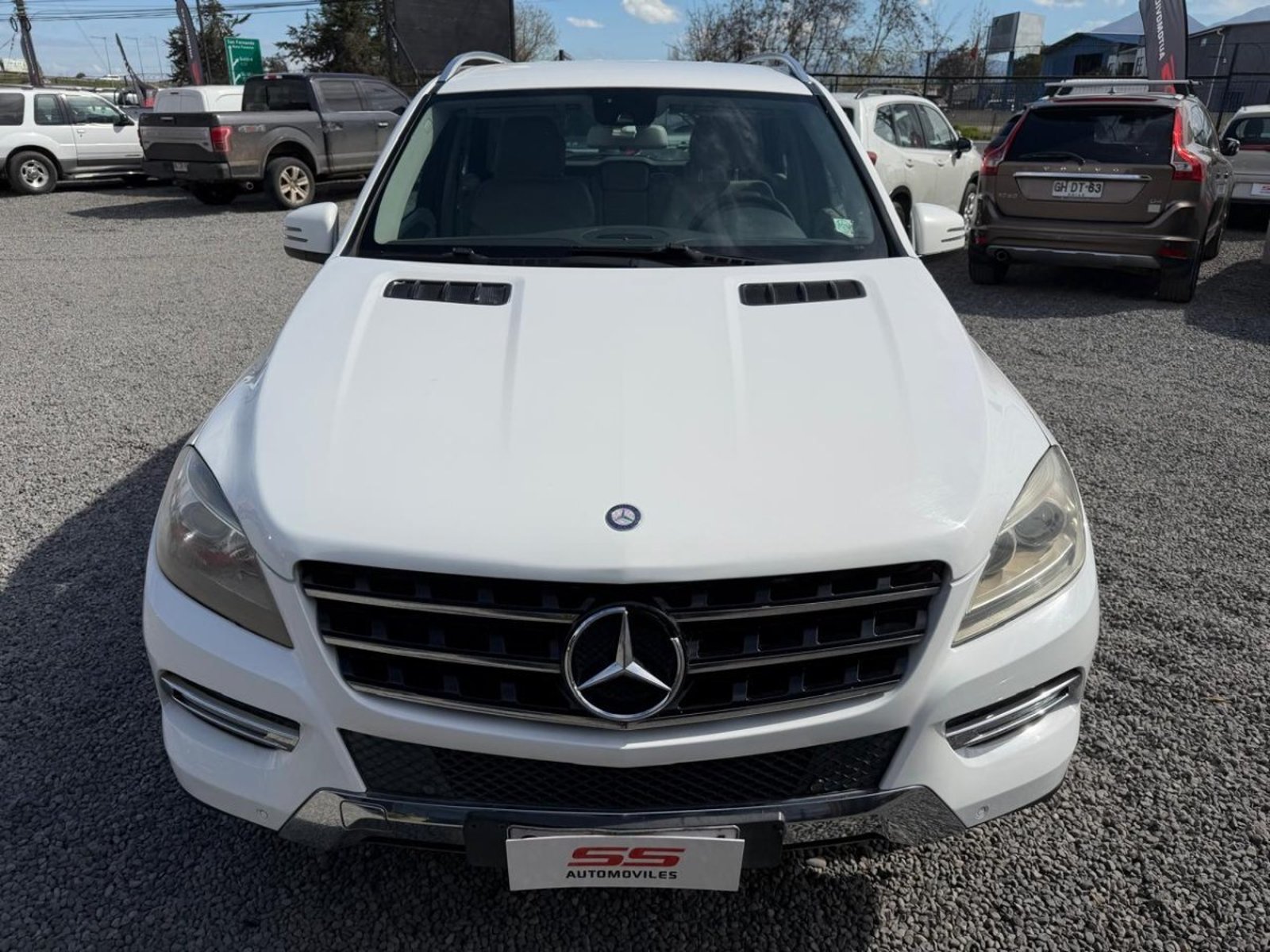 Mercedes-Benz ML 350 3.5 4MATIC Mercedes Benz ML 350 2014 - Foto 3 de 10