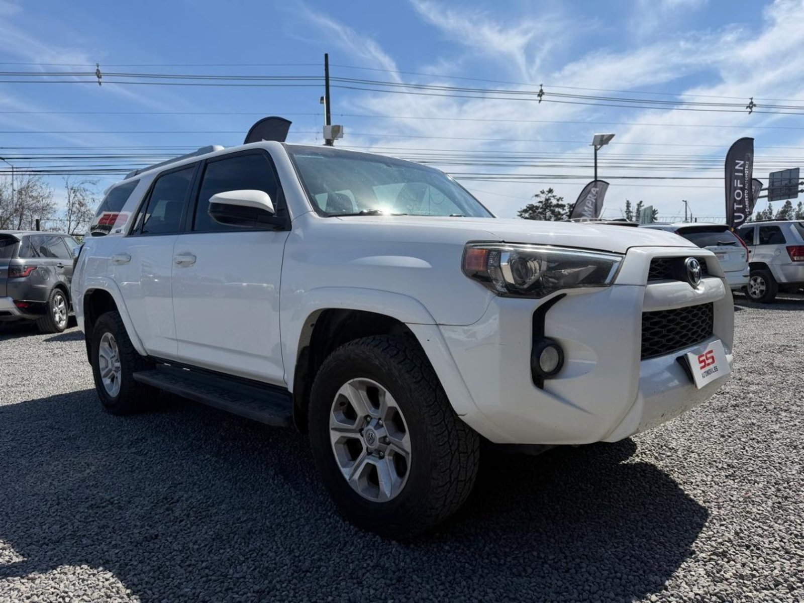 Toyota 4 RUNNER SR5 4X4 AT Toyota 4 Runner 2014 - Foto 4 de 10