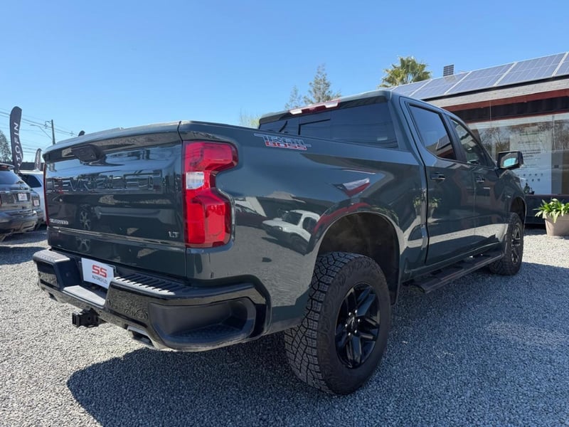 Chevrolet SILVERADO TRAIL BOSS 5.3 4X4 AT Chevrolet Silverado 2025 - Imagen 6 de 10