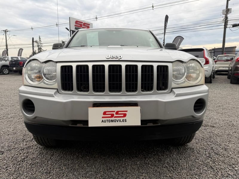 Jeep GRAND CHEROKEE LAREDO 3.7 4X4 Jeep Grand Cherokee 2006 - Imagen 3 de 10