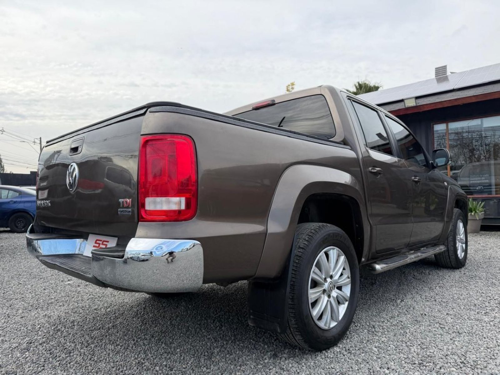 Volkswagen AMAROK HIGHLINE 2.0 4MOTION AT Volkswagen Amarok 2016 - Imagen 6 de 10