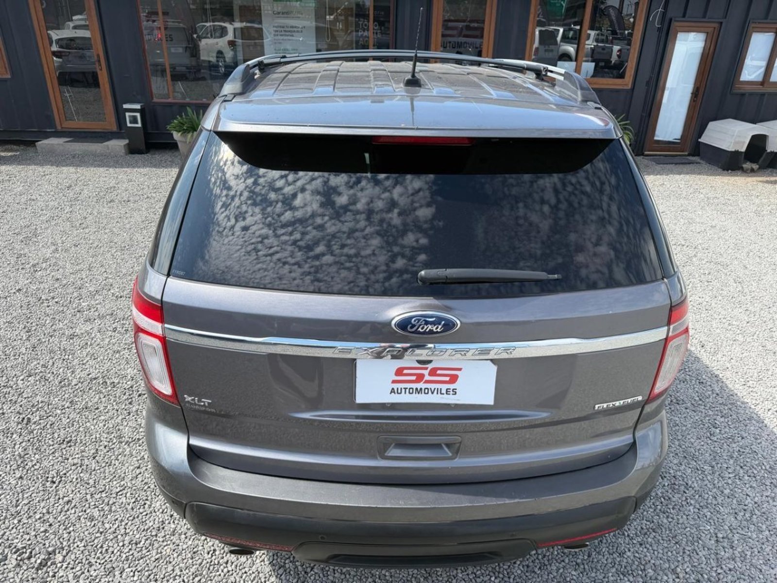 Ford EXPLORER 4X2 AT 3.5 3 CORRIDAS Ford Explorer 2014 - Imagen 8 de 10