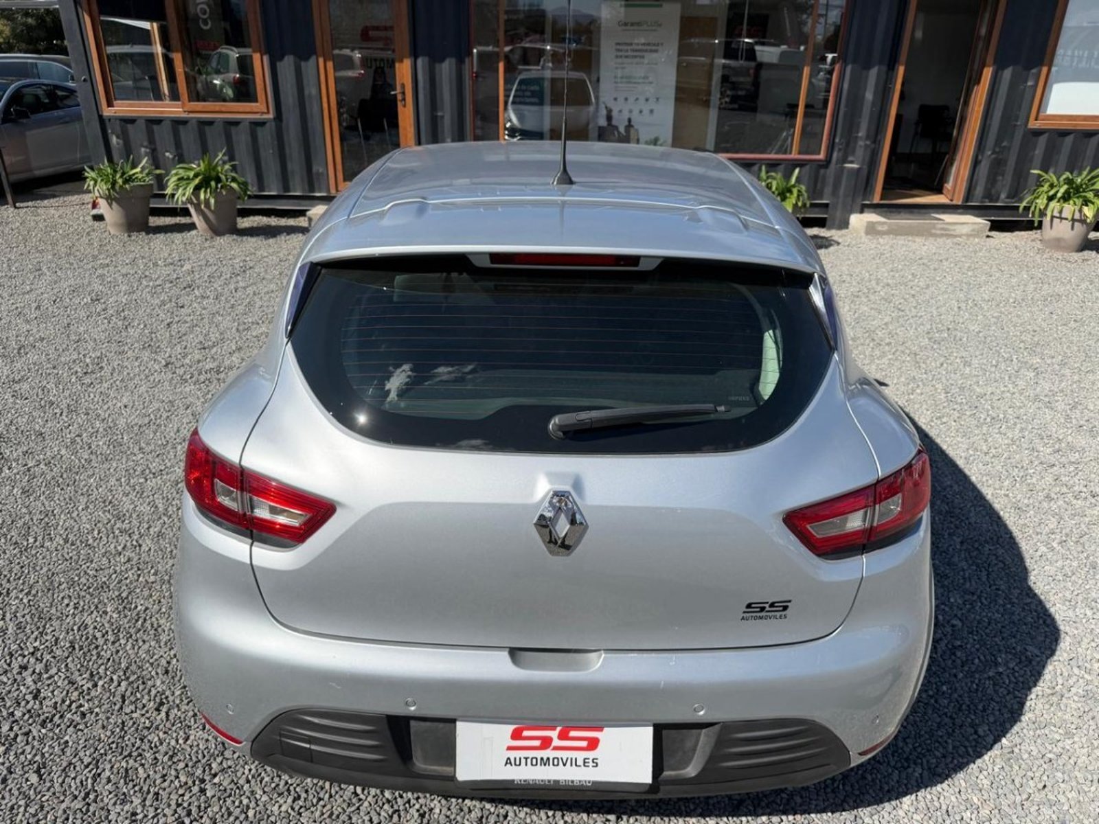 Renault CLIO IV 1.2 HB MT5 Renault Clio 2017 - Imagen 8 de 10