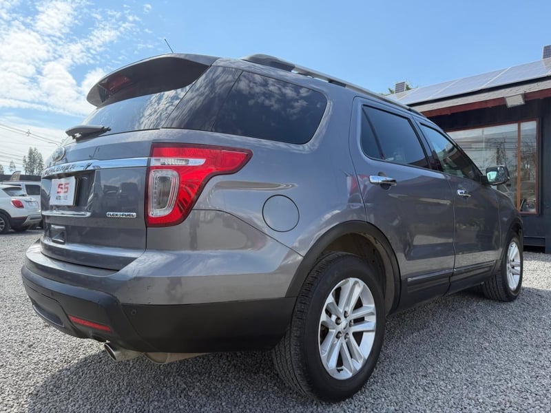 Ford EXPLORER 4X2 AT 3.5 3 CORRIDAS Ford Explorer 2014 - Imagen 6 de 10