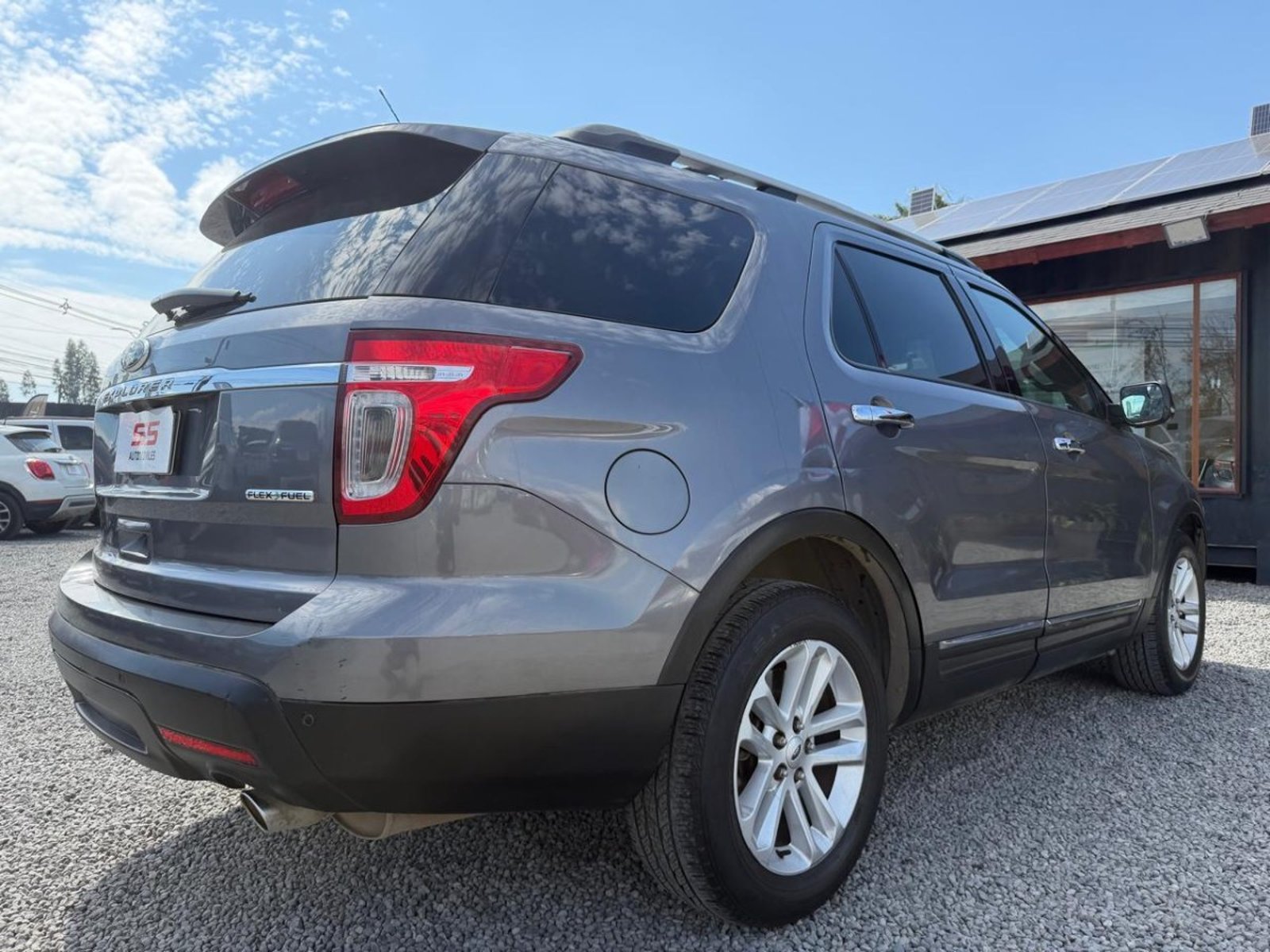 Ford EXPLORER 4X2 AT 3.5 3 CORRIDAS Ford Explorer 2014 - Imagen 6 de 10