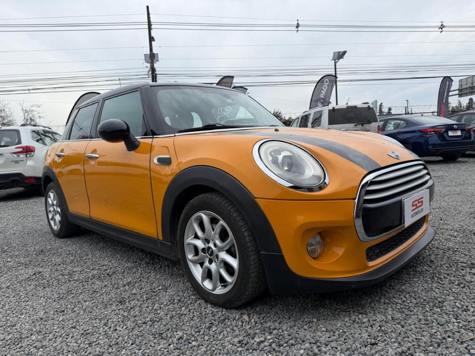 Mini COOPER F55 COOPER 1.5 6MT Mini Cooper 2015 - Imagen 4 de 10