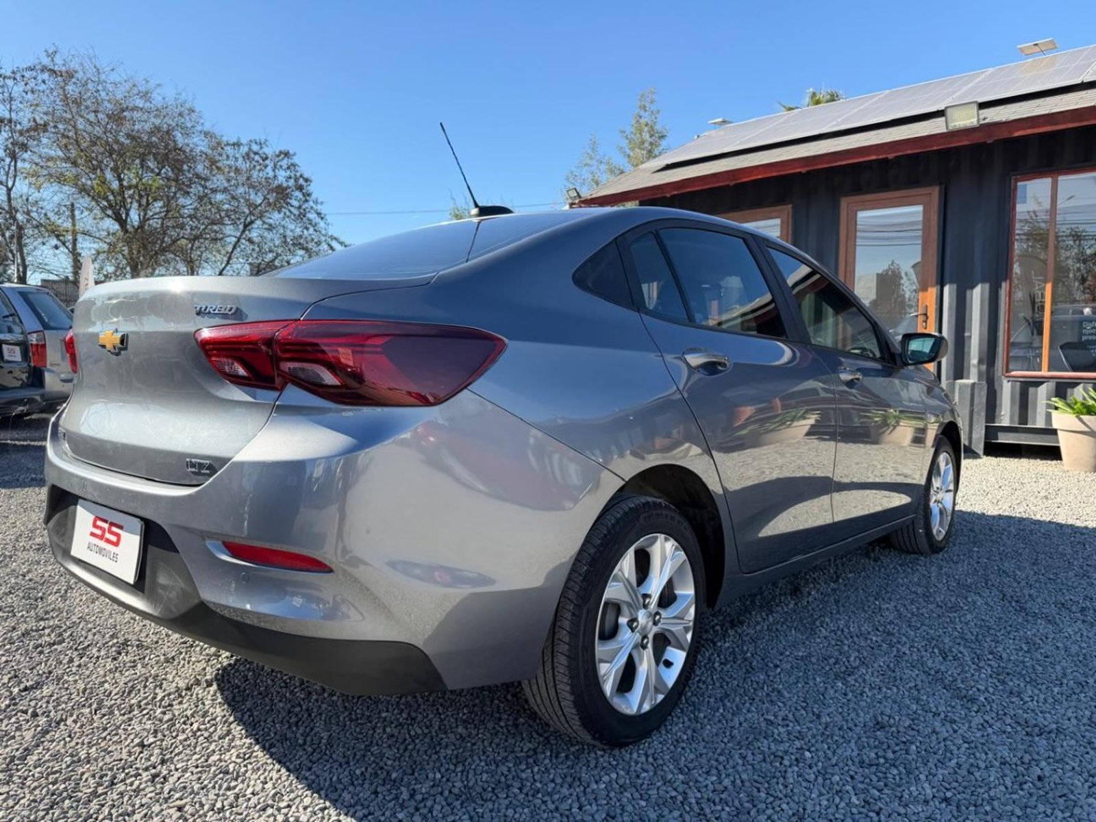 Chevrolet ONIX NB LT 1.0T Chevrolet Onix 2023 - Imagen 6 de 10