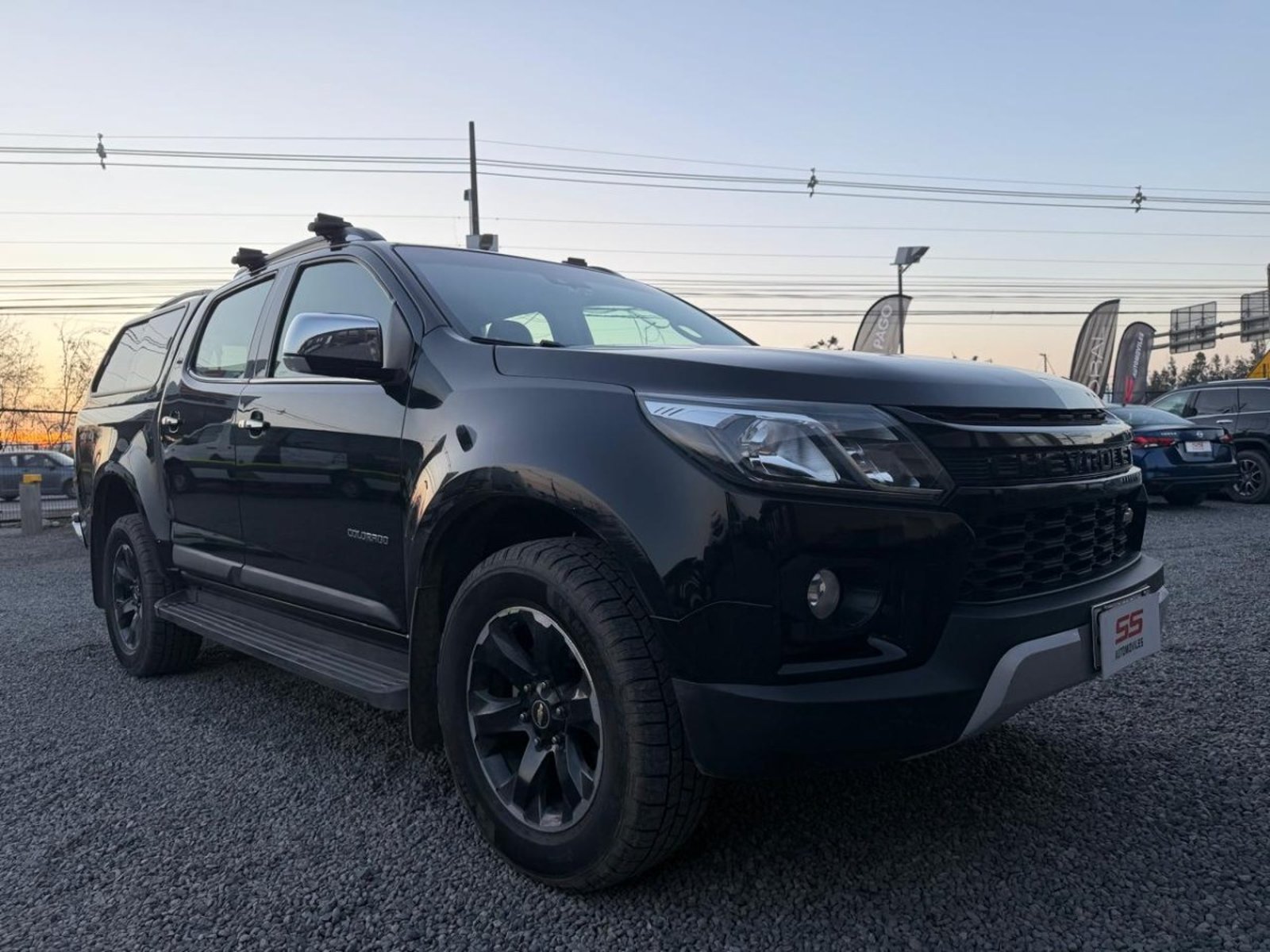 Chevrolet COLORADO HIGH COUNTRY 2.8 4X4 A Chevrolet Colorado 2023 - Foto 4 de 10