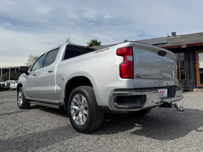 Chevrolet SILVERADO LTZ 5.3L 4X4 AT8 Chevrolet Silverado 2021 - Imagen 10 de 10