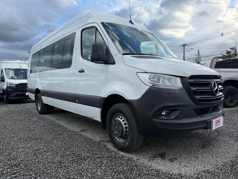 Mercedes-Benz SPRINTER 517 CDI 19+1 AT 4X Mercedes Sprinter 2024 - Imagen 4 de 10