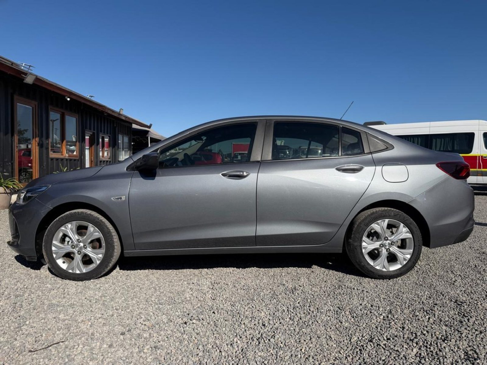 Chevrolet ONIX NB LT 1.0T Chevrolet Onix 2023 - Imagen 10 de 10