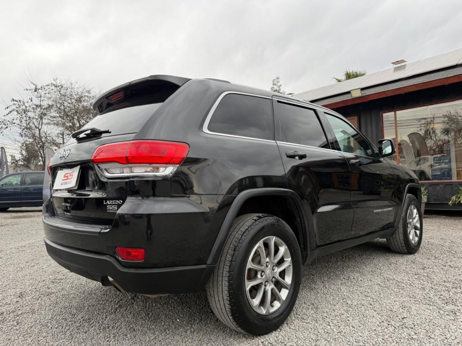 Jeep GRAND CHEROKEE LAREDO 3.6 V6 Jeep Grand Cherokee 2016 - Imagen 6 de 10