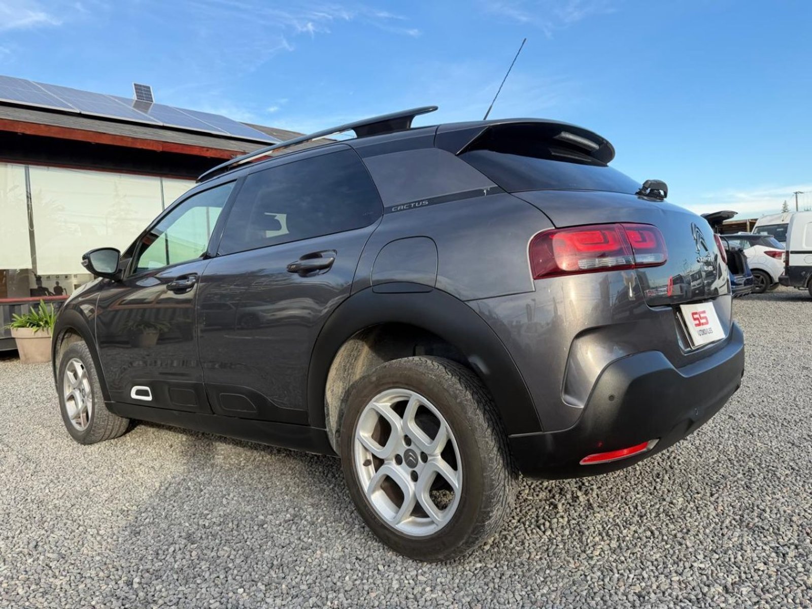 Citroën C4 CACTUS 1.6 HDI Citroën C4 2019 - Imagen 9 de 10
