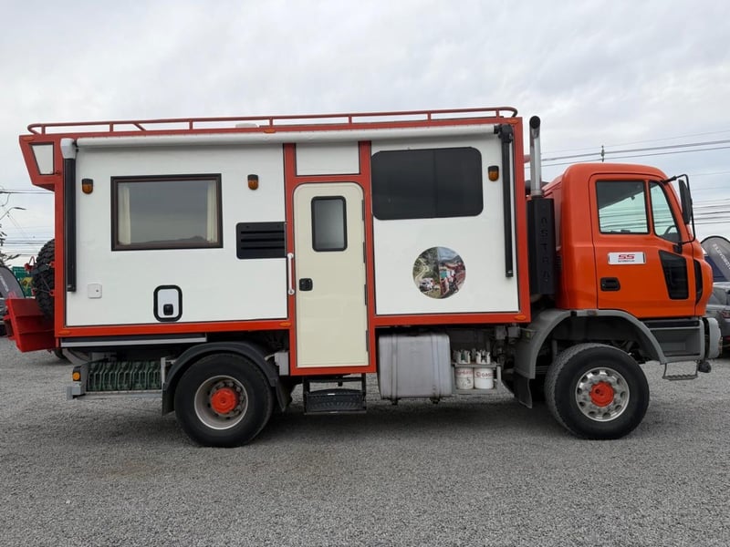 ASTRA HD8 44.31 HD8 4431 4X4 Motor Home 2010 - Imagen 4 de 10