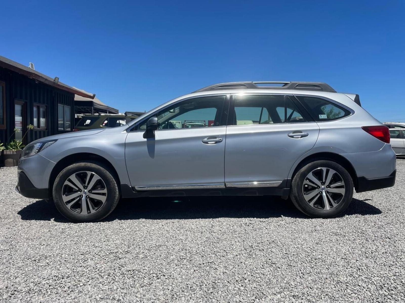 Subaru NEW OUTBACK LIMITED 2.5 AT AWD 20 Subaru Outback 2021 - Imagen 10 de 10