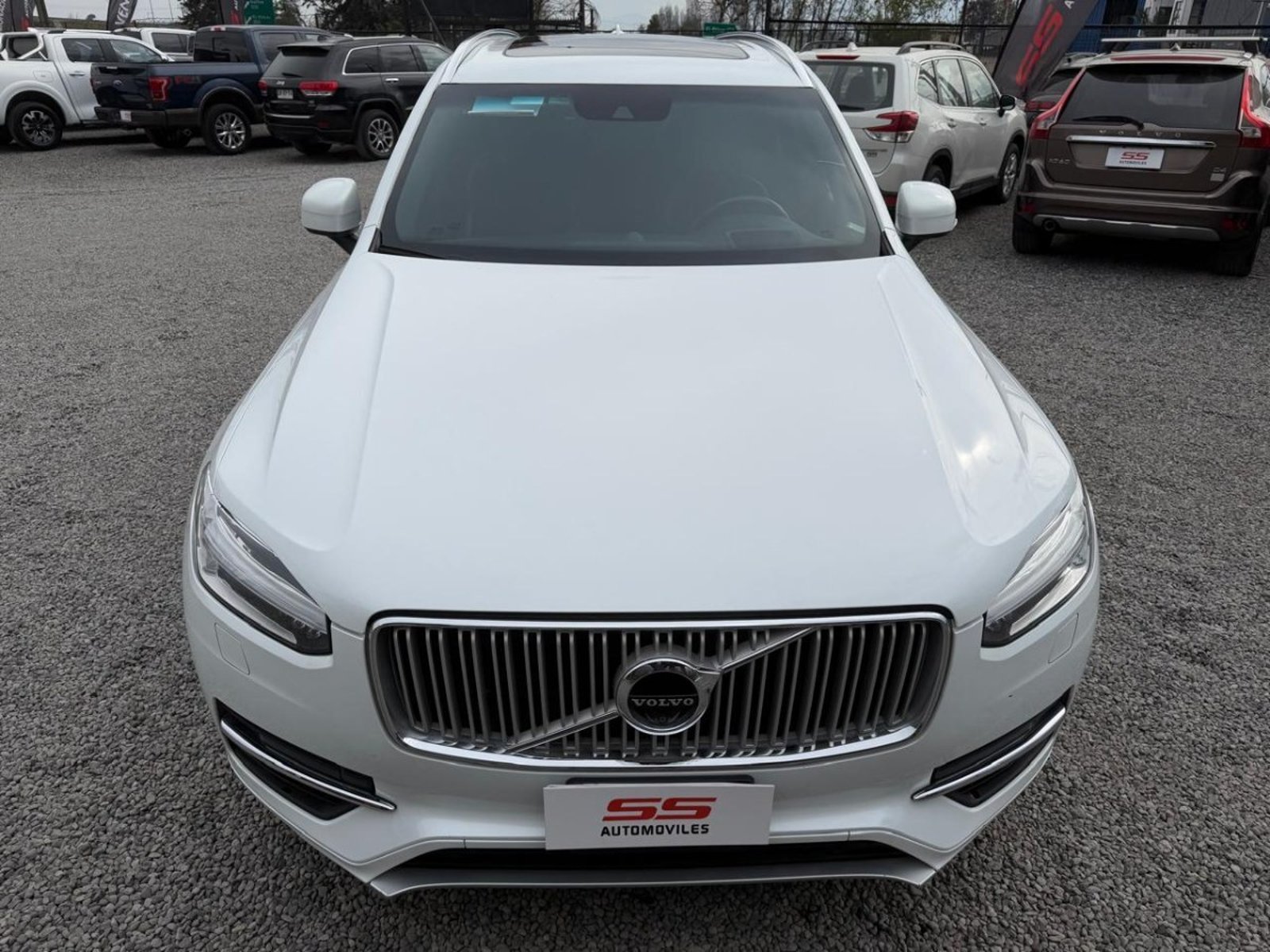 Volvo XC90 T8 2.0 AUT 4X4 Volvo XC90 2019 - Foto 2 de 10