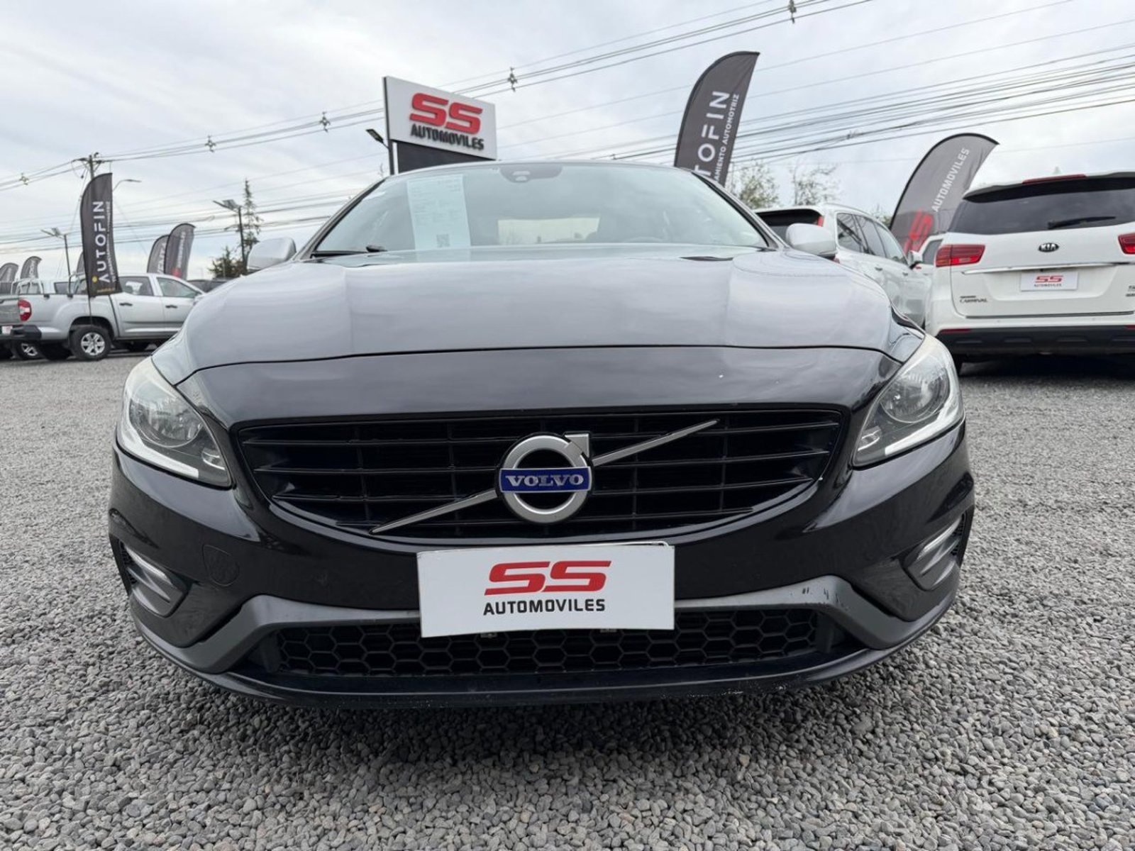 Volvo S60 T5 2.0T Volvo S60 2018 - Foto 3 de 10