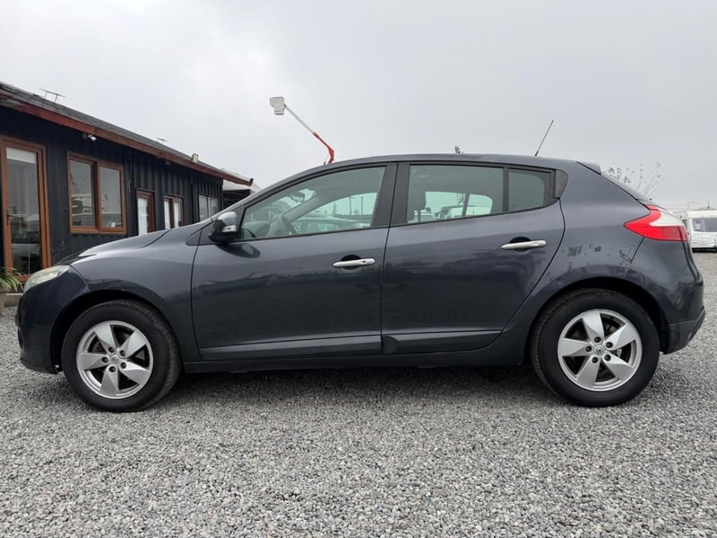 Renault MEGANE III 2.0 MT6 Renault Megane 2012 - Imagen 10 de 10