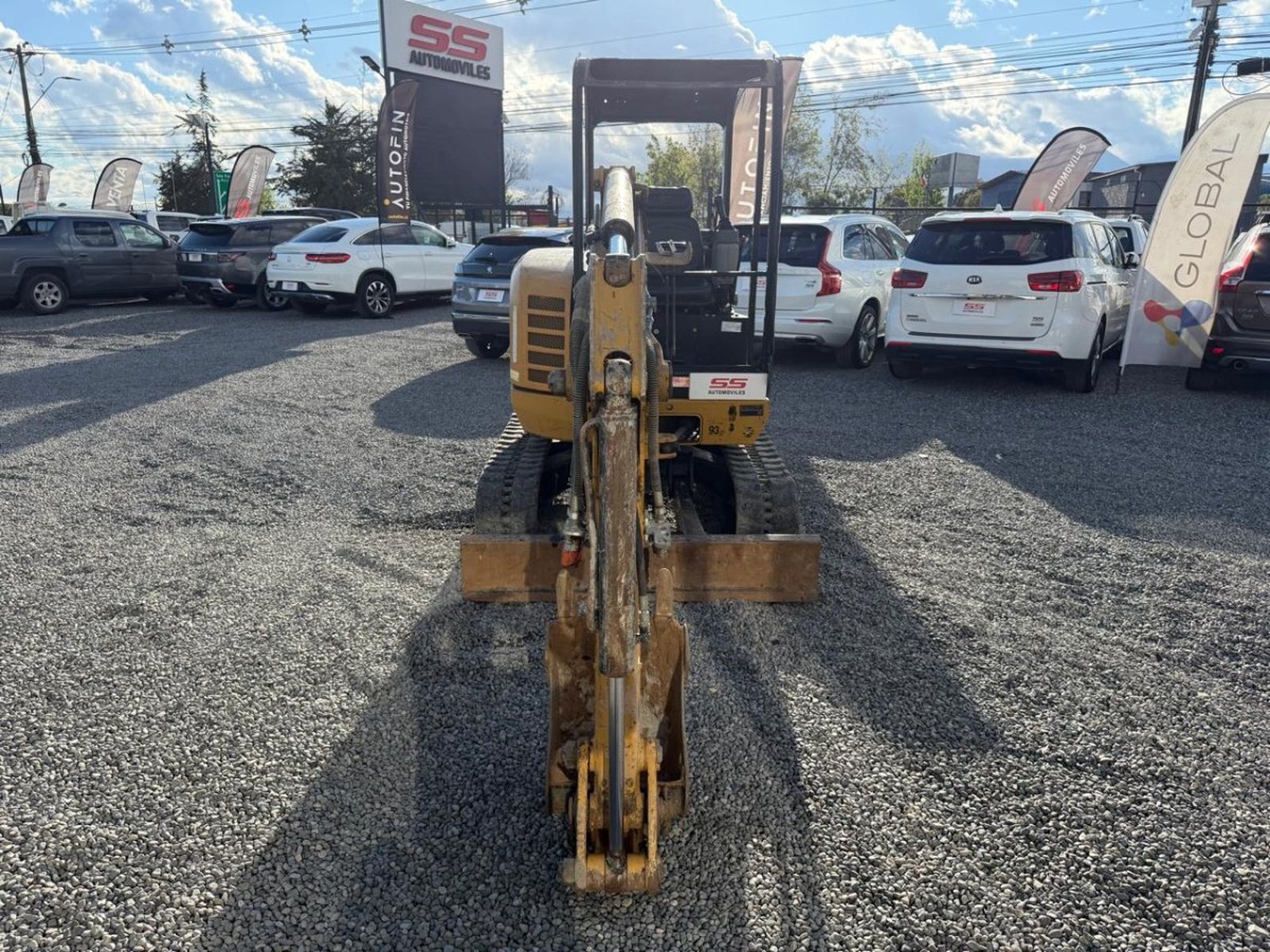CATERPILLAR 140K 302.7D Miniexcavadora 2020 - Foto 2 de 10