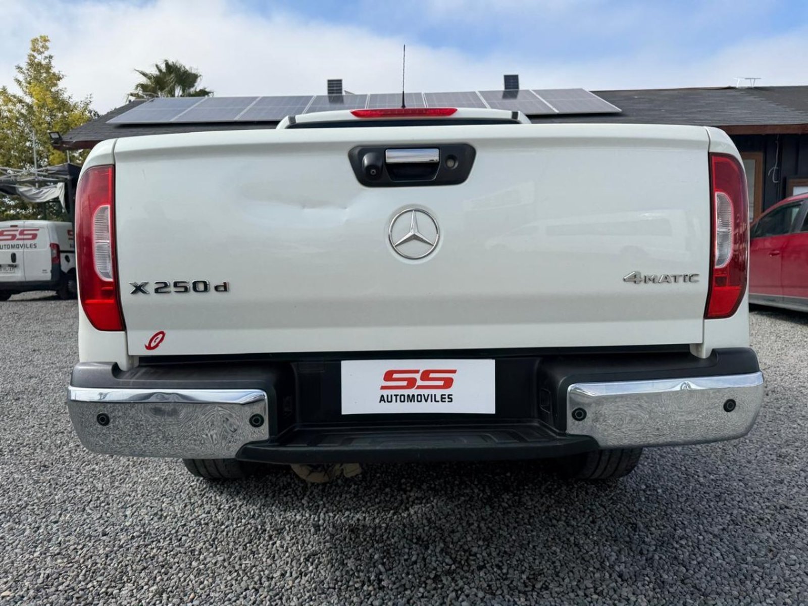 Mercedes-Benz X250 2.3 4X4 AT Mercedes Benz X250d 2019 - Imagen 7 de 10