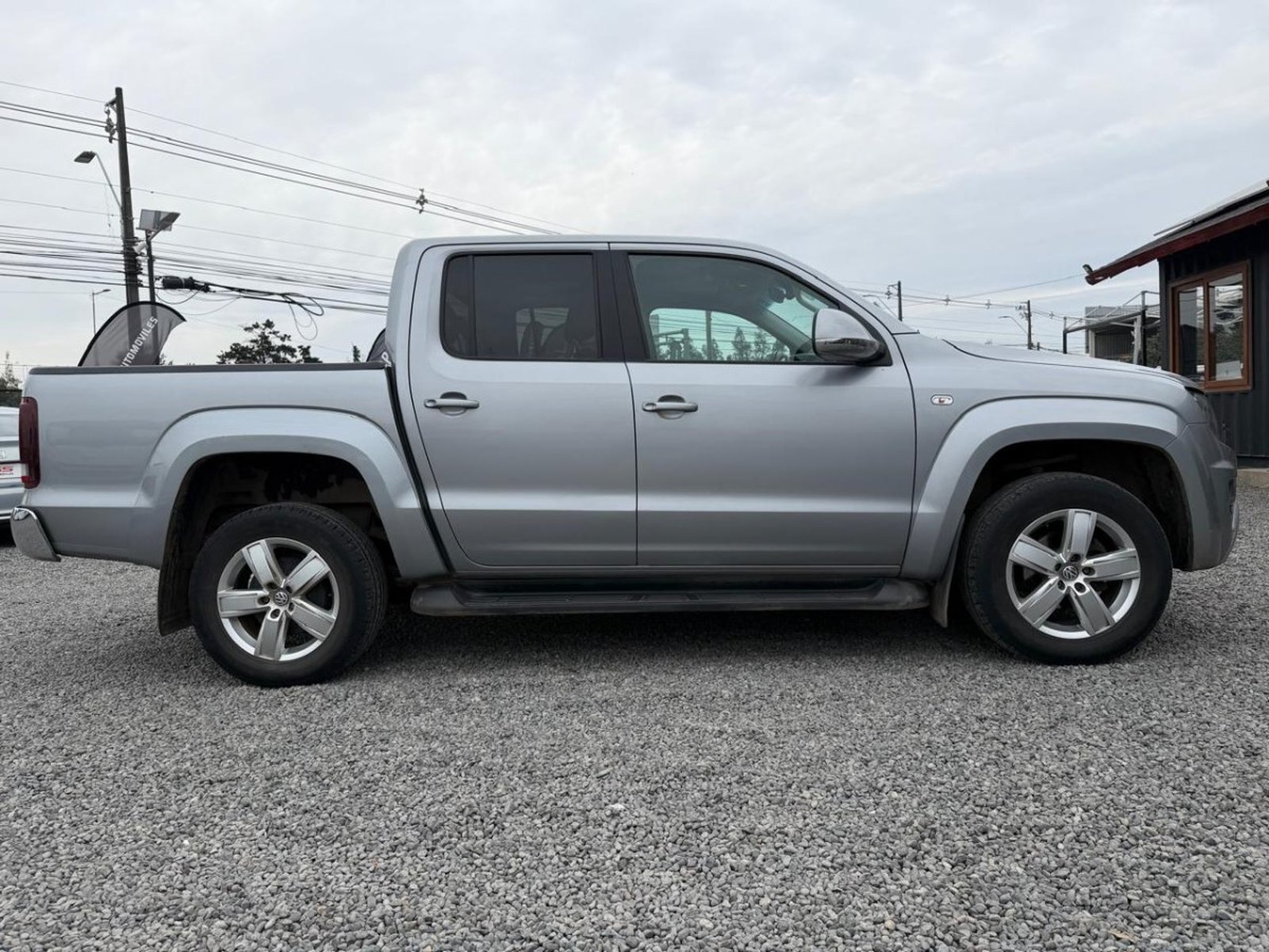 Volkswagen AMAROK HIGH LINE 2.0TDI AT 4X4 Volkswagen Amarok 2023 - Foto 5 de 10