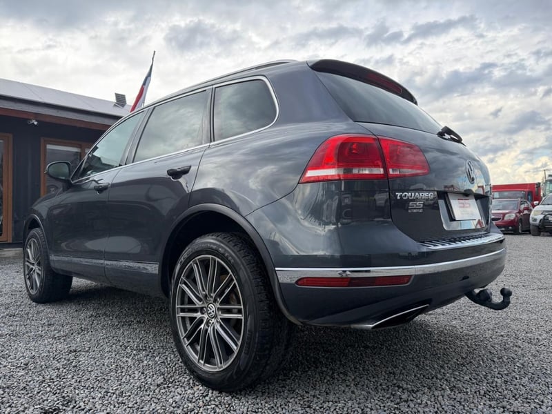 Volkswagen TOUAREG 4.2 V8 4X4 AT Volkswagen Touareg 2017 - Imagen 8 de 10