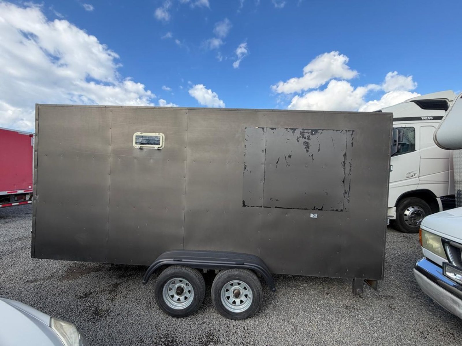TRAVELLER F-610 HECHIZO CERRADO 2 EJES Traveler 2019 - Foto 2 de 10