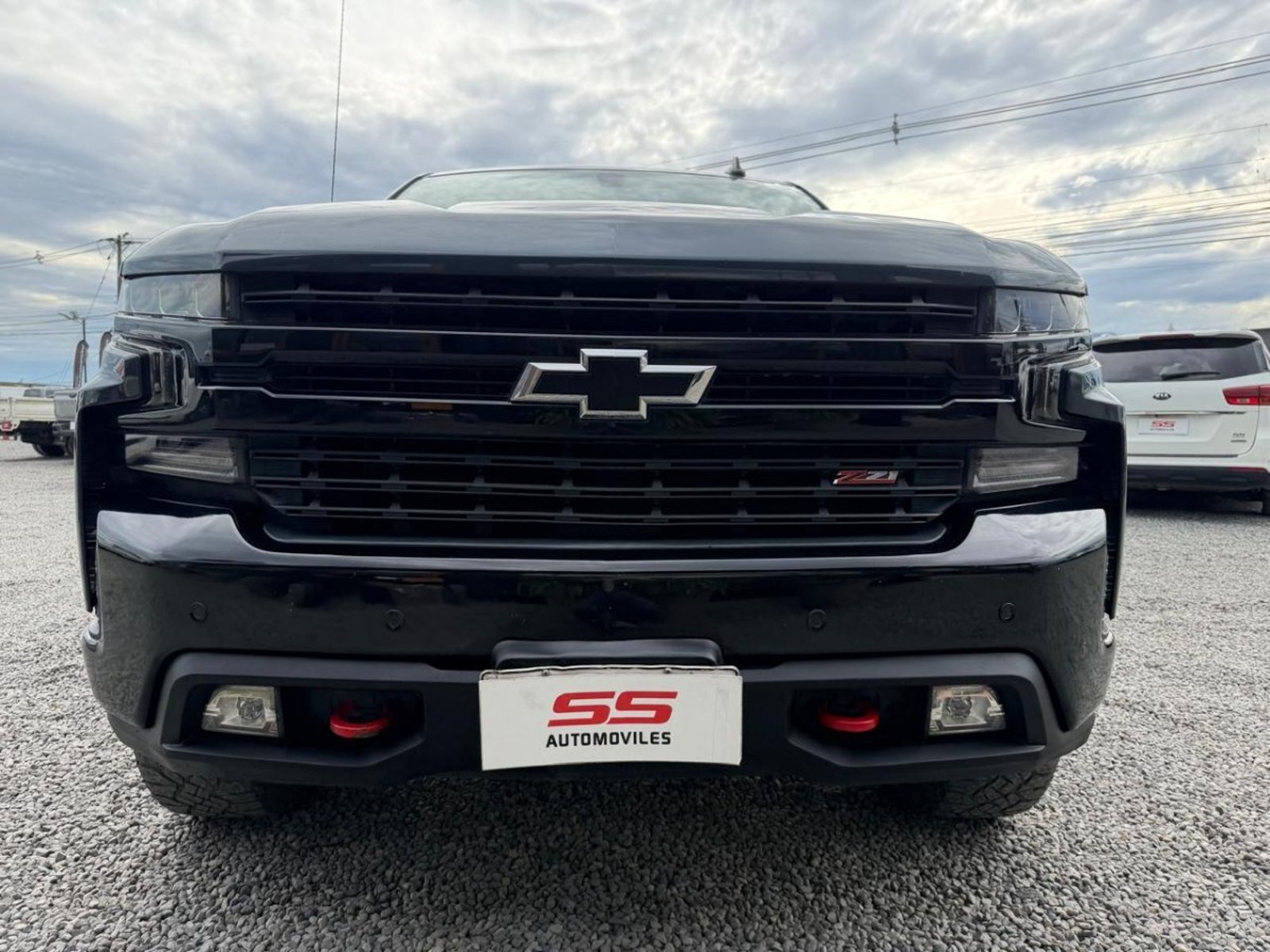 Chevrolet SILVERADO LT TRAIL BOSS 5.3 V8 Chevrolet Silverado 2020 - Foto 3 de 10