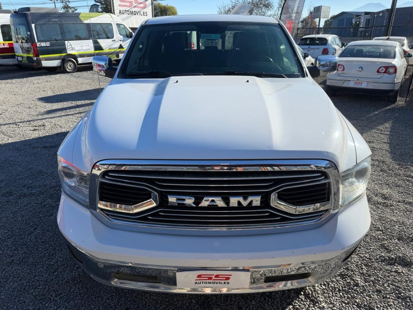 RAM 1500 LARAMIE 4X4 3.0 Ram 1500 2019 - Foto 3 de 10
