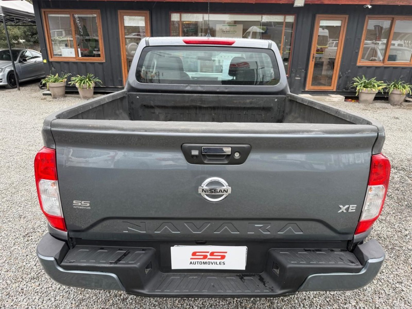 NISSAN NAVARA XE 2.3 4X4 MT6 Nissan Navara 2021 - Imagen 8 de 10