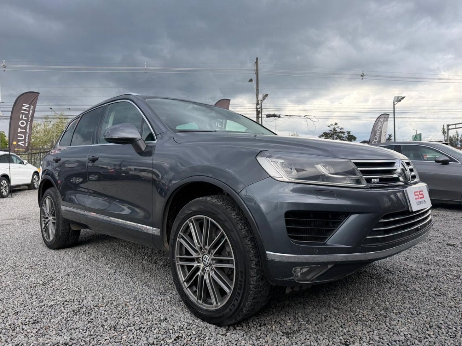Volkswagen TOUAREG 4.2 V8 4X4 AT Volkswagen Touareg 2017 - Foto 4 de 10