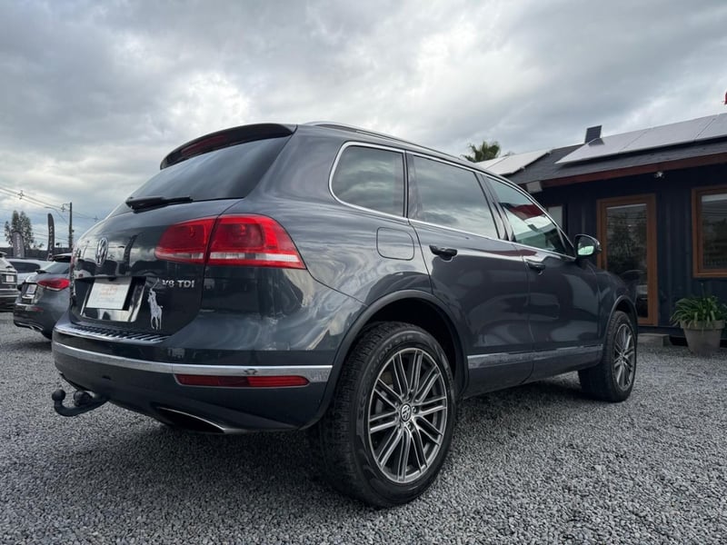 Volkswagen TOUAREG 4.2 V8 4X4 AT Volkswagen Touareg 2017 - Imagen 6 de 10
