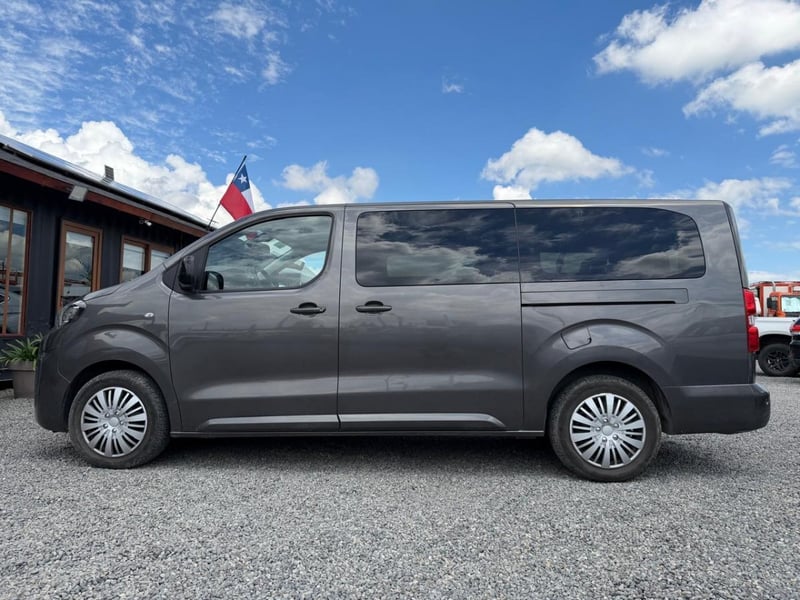 Peugeot TRAVELLER BUSINESS L3 2.0 HDI EAT Peugeot Traveller 2024 - Imagen 9 de 10
