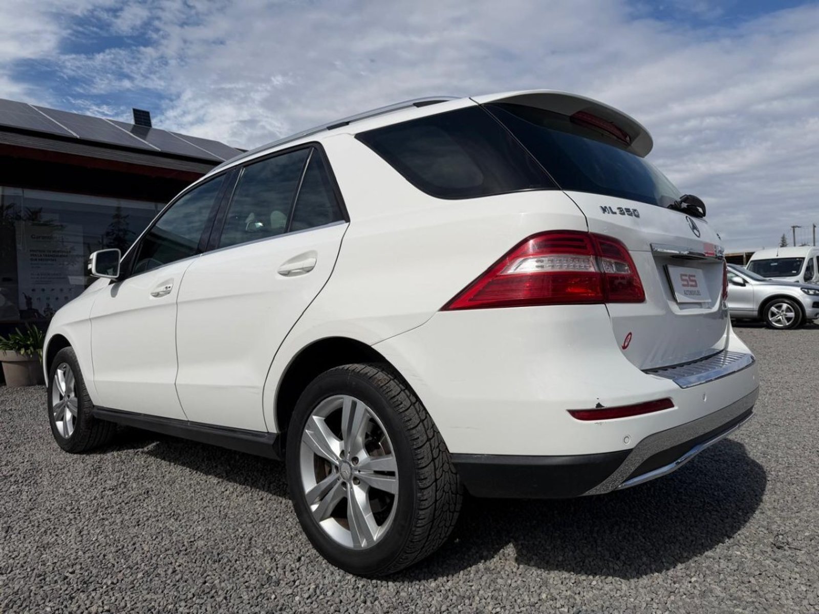 Mercedes-Benz ML 350 3.5 4MATIC Mercedes Benz ML 350 2014 - Imagen 9 de 10
