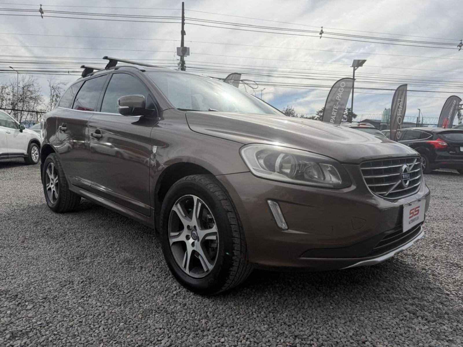 Volvo XC60 2.0 D4 4X2 AT Volvo XC 60 2014 - Foto 4 de 10